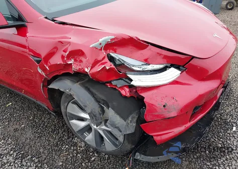 2022 Tesla Model Y Long Range Dual Motor All-Wheel Drive from USA, damaged, VIN 7SAYGDEE3NF461831